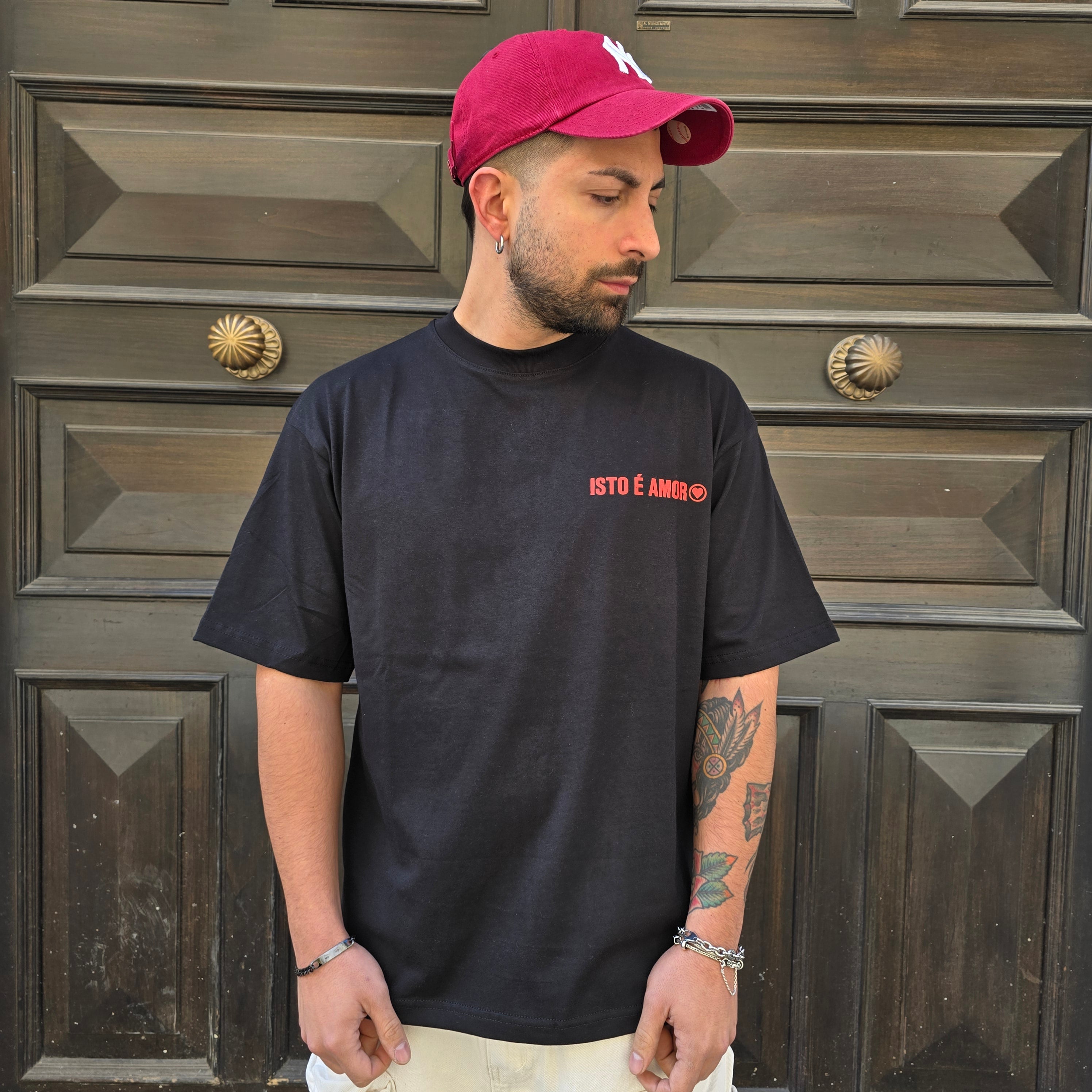 T-Shirt GBL Isto é Amor - Nero