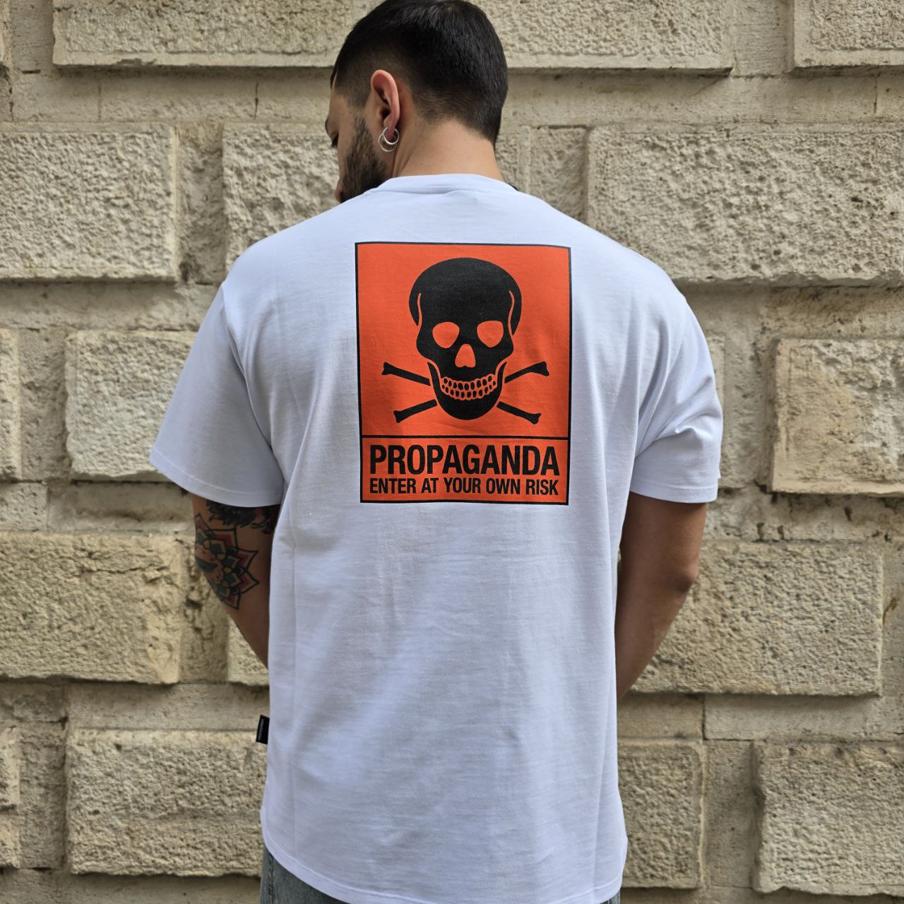 T-Shirt Propaganda 908 - Bianco