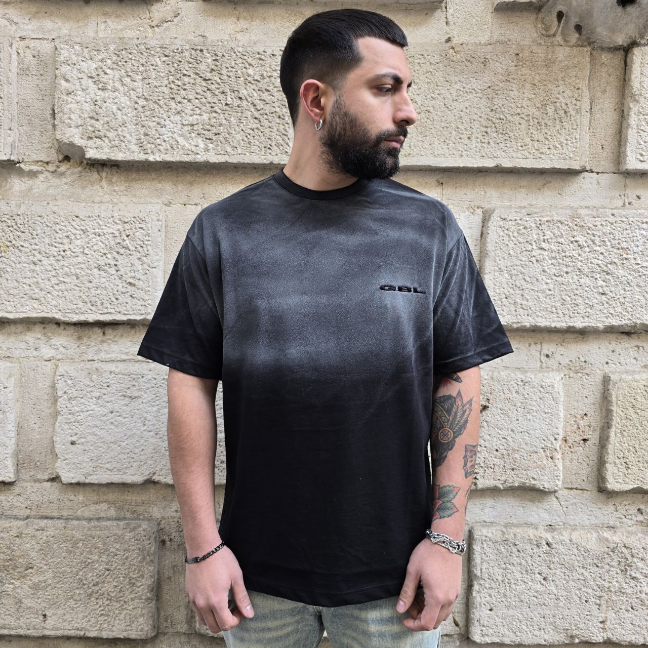T-Shirt GBL Aereografata - Nero Slavato